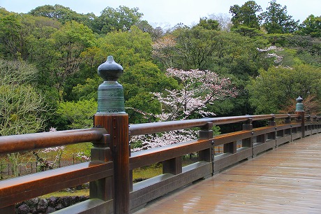 宇治橋の擬宝珠２